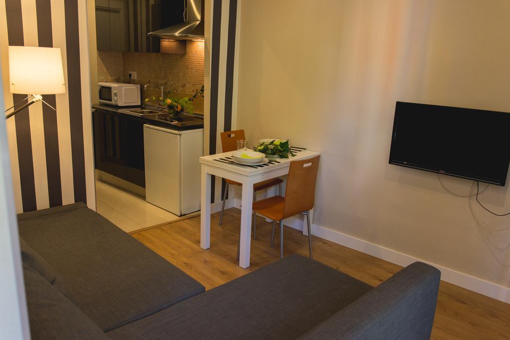 Ab Apartamentos Trinidad Malaga Phòng bức ảnh