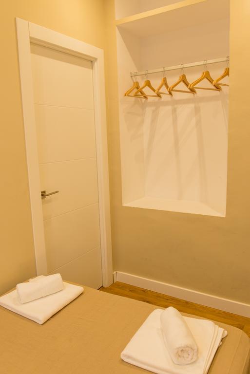 Ab Apartamentos Trinidad Malaga Phòng bức ảnh